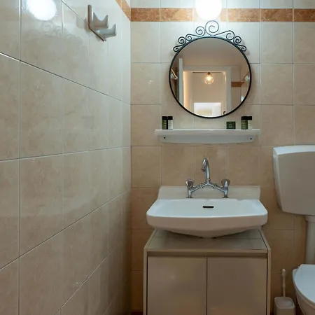 Avanta Living Grande - 2bdr Downtown
